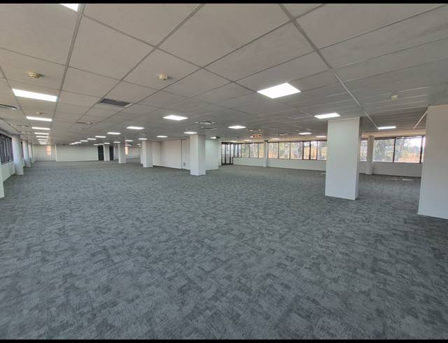 781M² OFFICE TO LET IN WOODMEAD